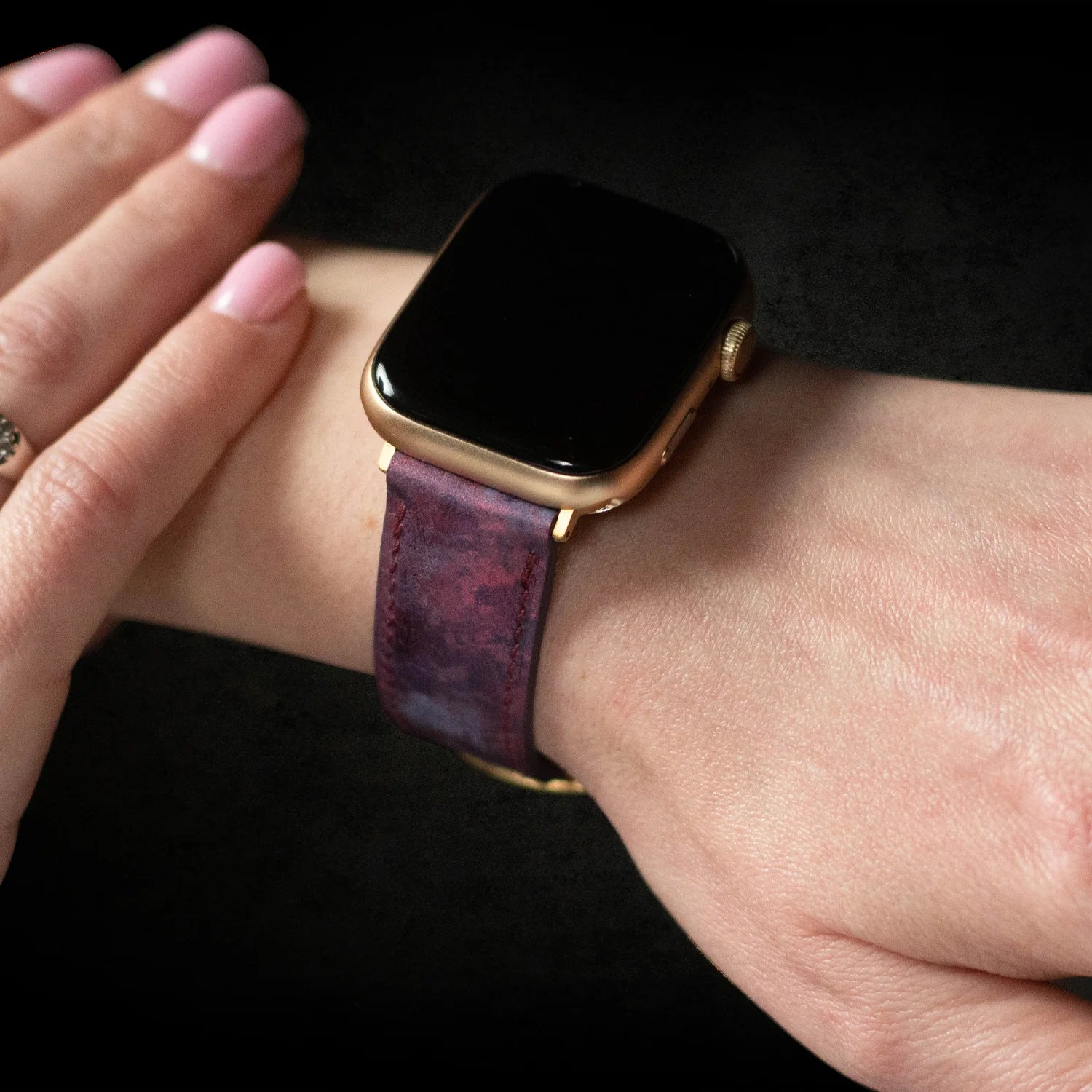 ™ Set Phone Case + Airpods Case + Watch Band in Puzzle Box